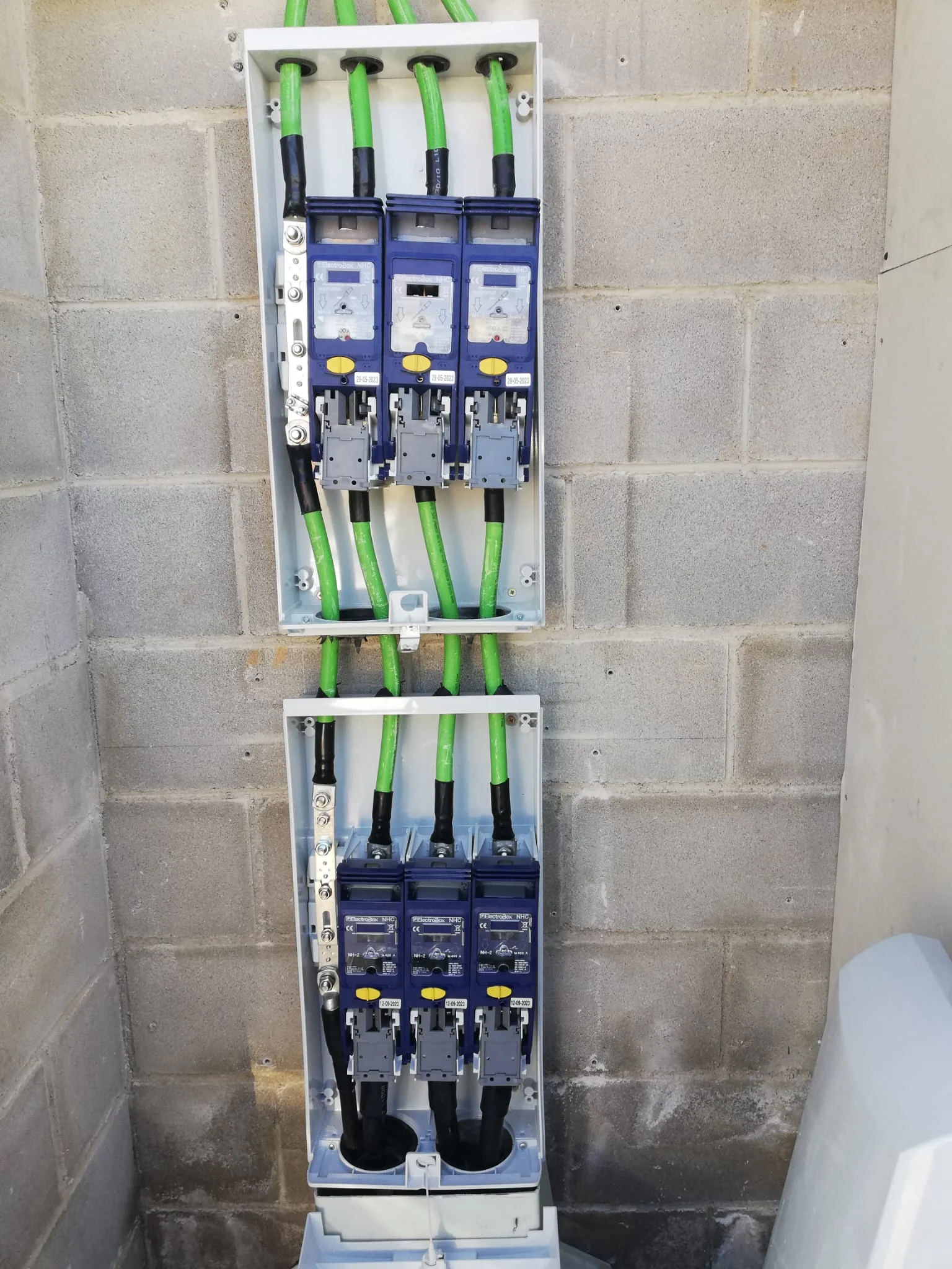 Cuadros de protección con fusibles de potencia
